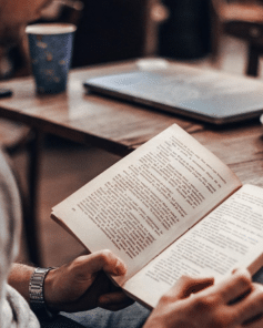 Что почитать из книг 2023 года?