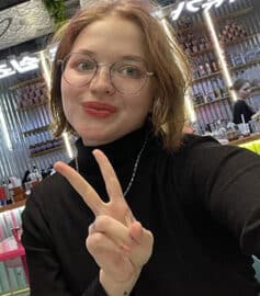 Анастасия Миллюр Анастасия Миллюр